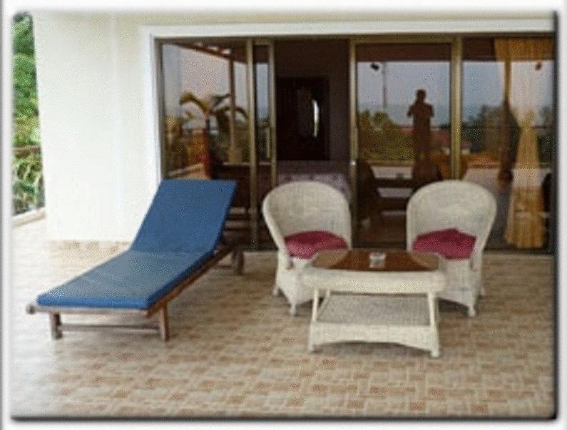 Golden Rooster Hotel سيهانوكفيل الغرفة الصورة