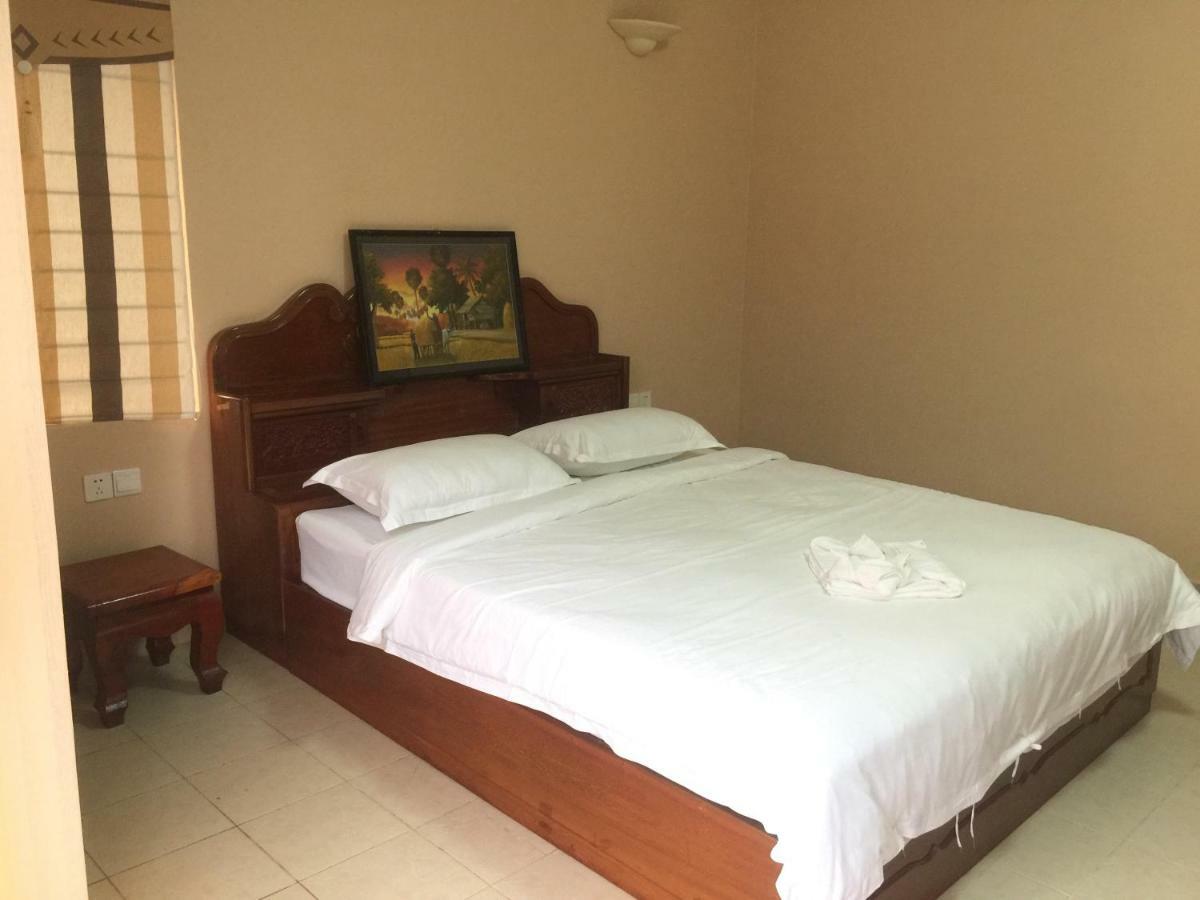 Golden Rooster Hotel سيهانوكفيل المظهر الخارجي الصورة