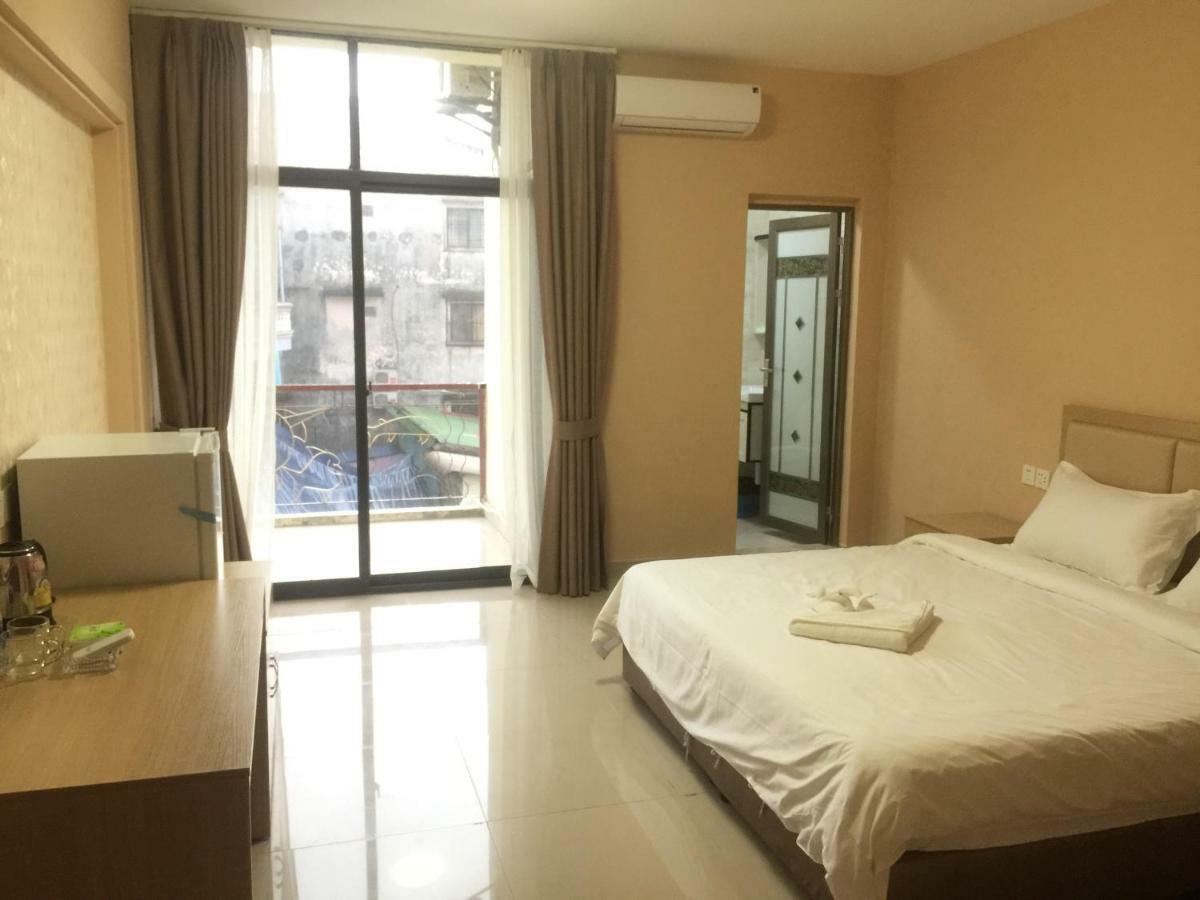 Golden Rooster Hotel سيهانوكفيل المظهر الخارجي الصورة