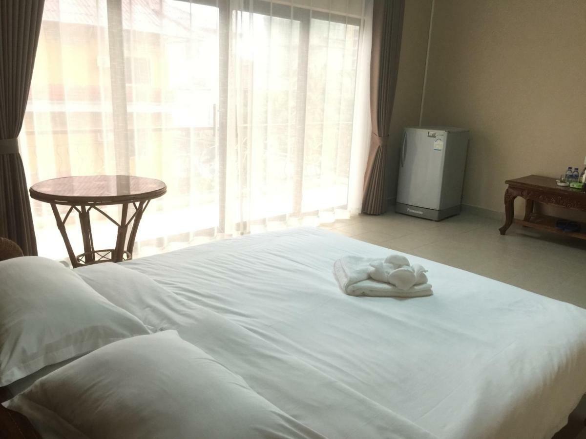 Golden Rooster Hotel سيهانوكفيل المظهر الخارجي الصورة