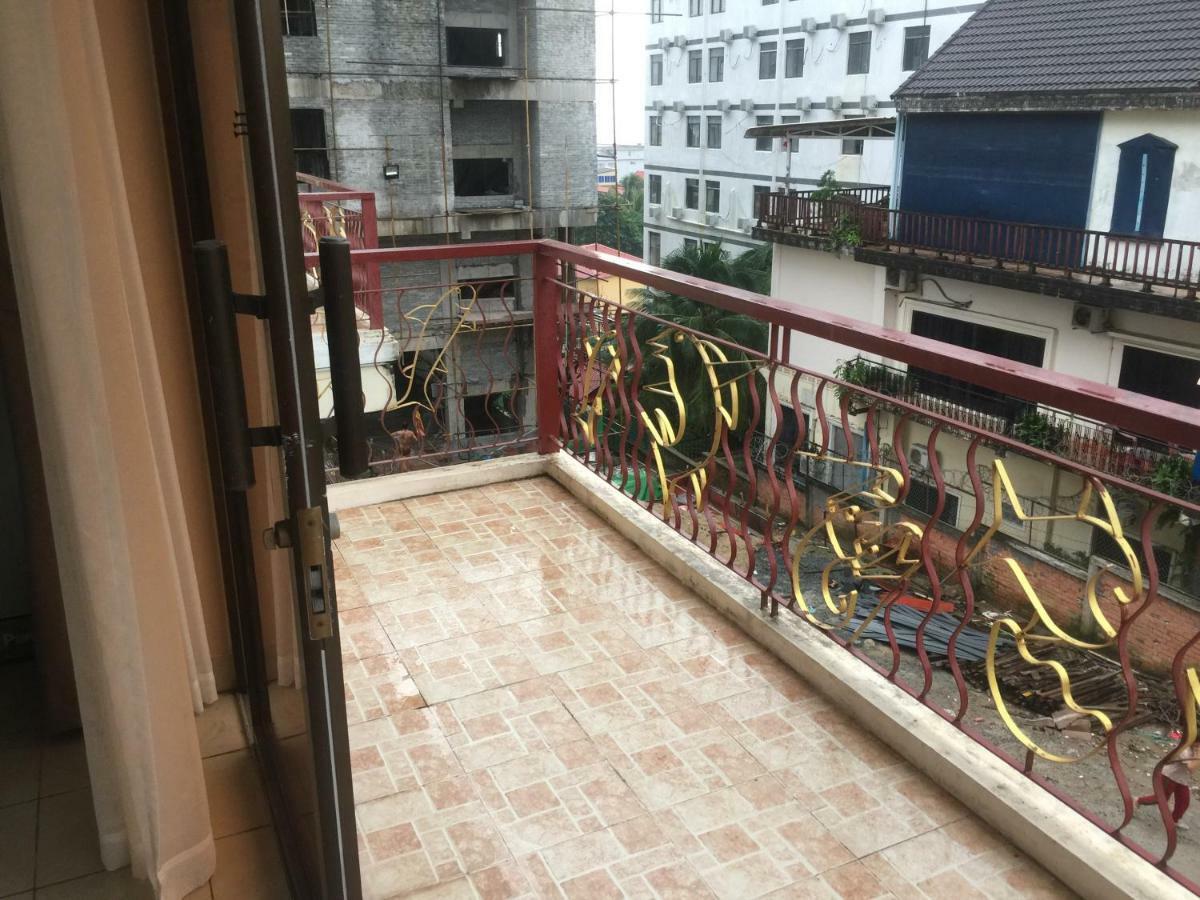 Golden Rooster Hotel سيهانوكفيل المظهر الخارجي الصورة