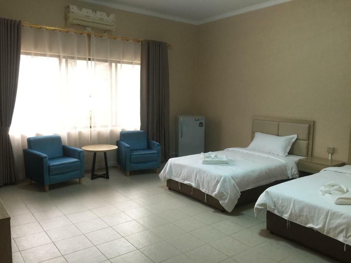 Golden Rooster Hotel سيهانوكفيل المظهر الخارجي الصورة